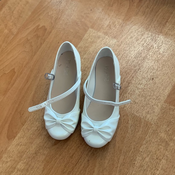 Girls White Dress Shoes - Picture 3 of 4
